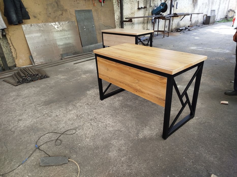 Парта ишлаб чикарувчида