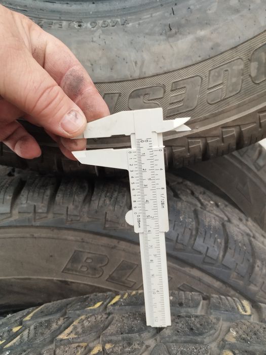 225.75.16.зимни гуми