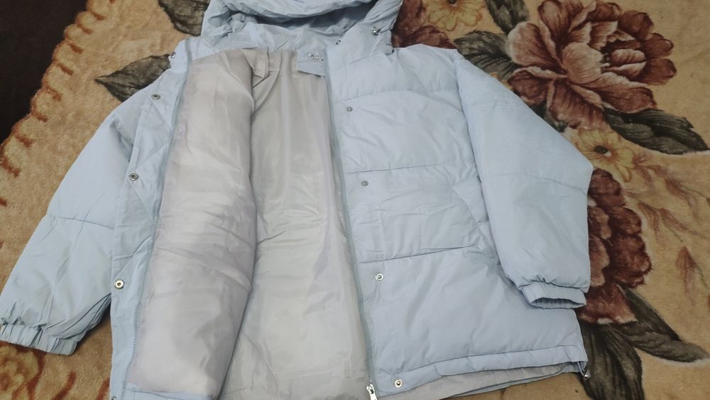 Продам Новую  куртку