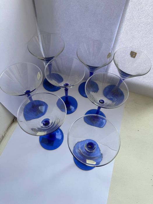 набор 8 бокалов под Мартини Luminarc .