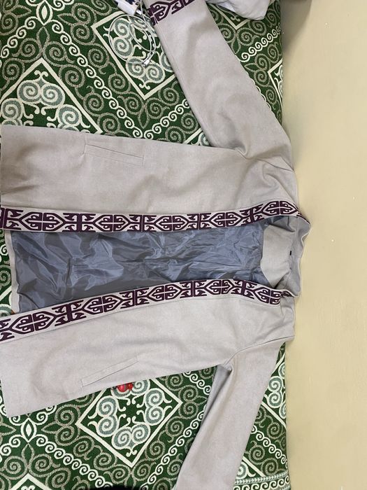 Продается шапан не разу не одел новый