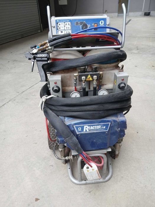 Машина за полиуретанова пяна