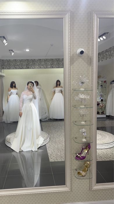 Свадебное платье