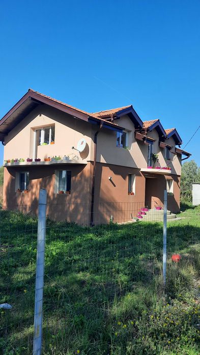 Строително специализирана фирма