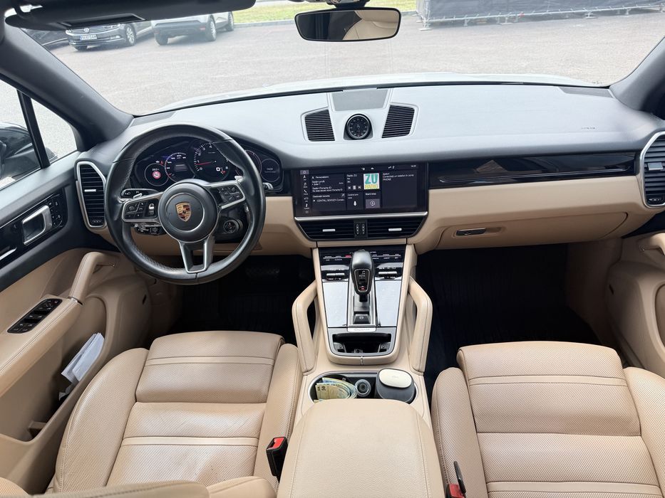 Porsche cayenne - Soft  Close - Extra Full - Absolut impecabila in garantie pana in martie 2028 - posibilitate predare leasging