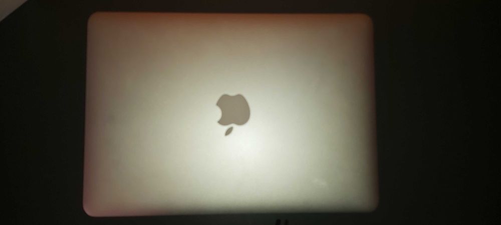 Apple Macbook Pro A1707