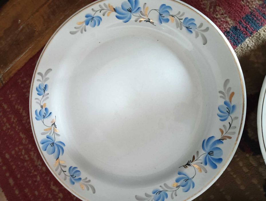 Посуда. Тарелки на добор винтаж.