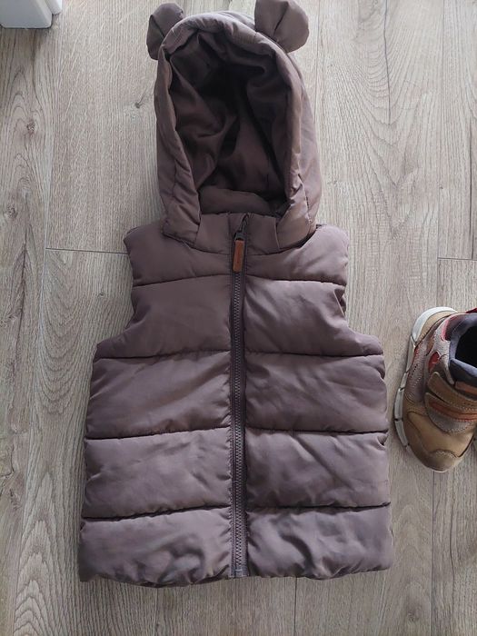 Vesta H&M cu urechi de ursulet