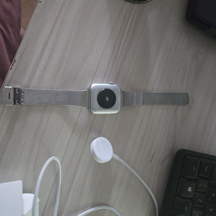 Apple Watch SE 2, 40mm, Silver