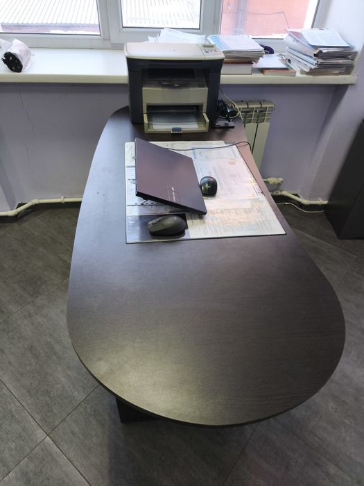 Продам офисную мебель