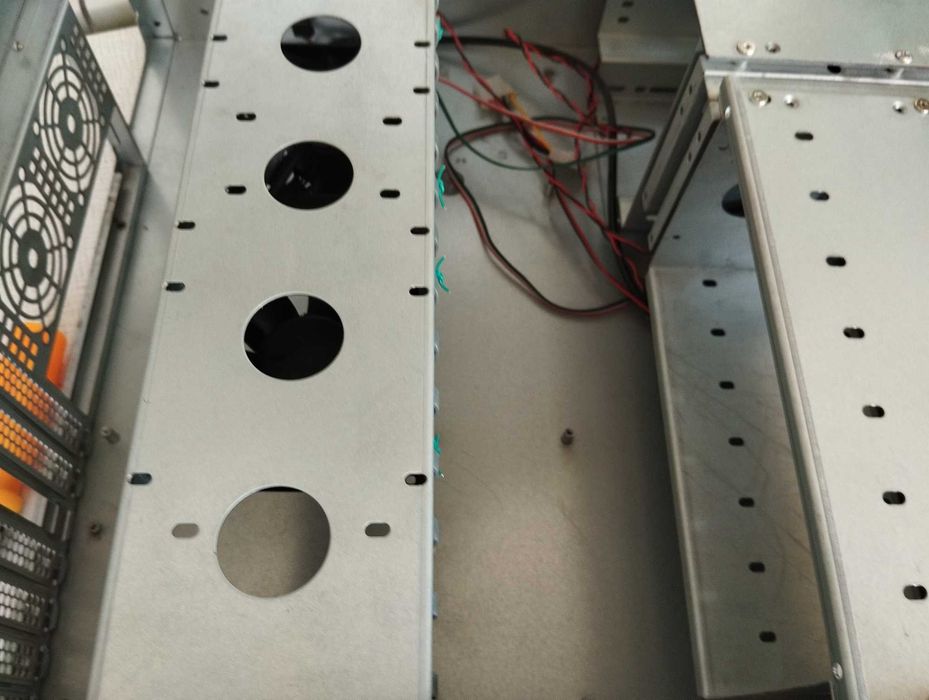 Рэковые корпус 4u без БП