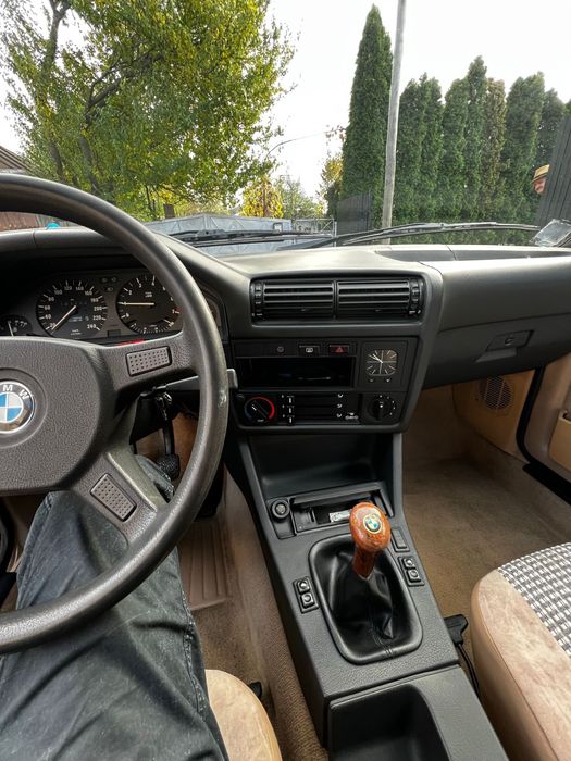 BMW seria 3 e30 facelift 316i din 1989