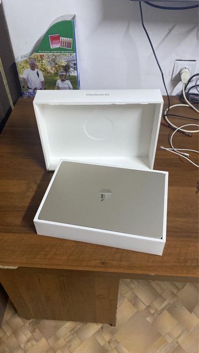 Продам Macbook air