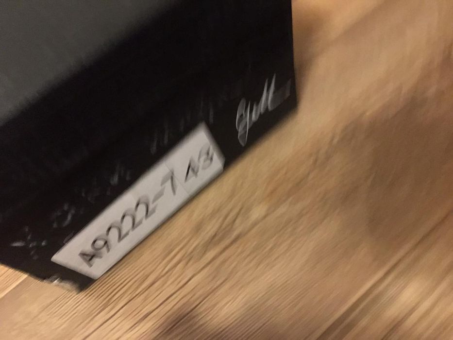 Продам. Туфли новые