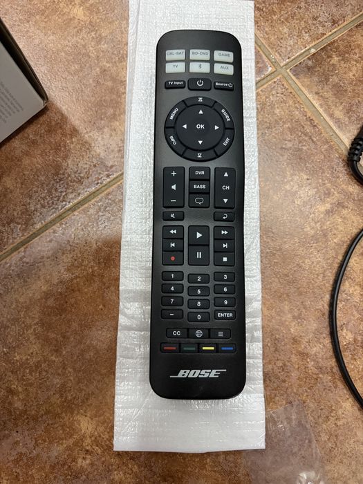 Саунбар Bose solo 5