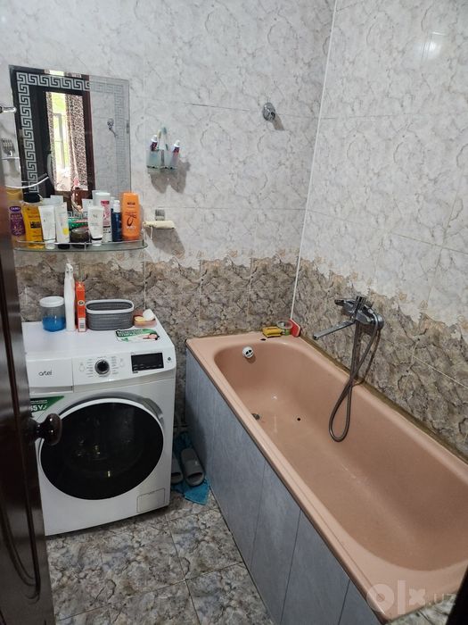 Farxadskida kvartira , rasmdagi xonaga 2 ta qiz olinadi