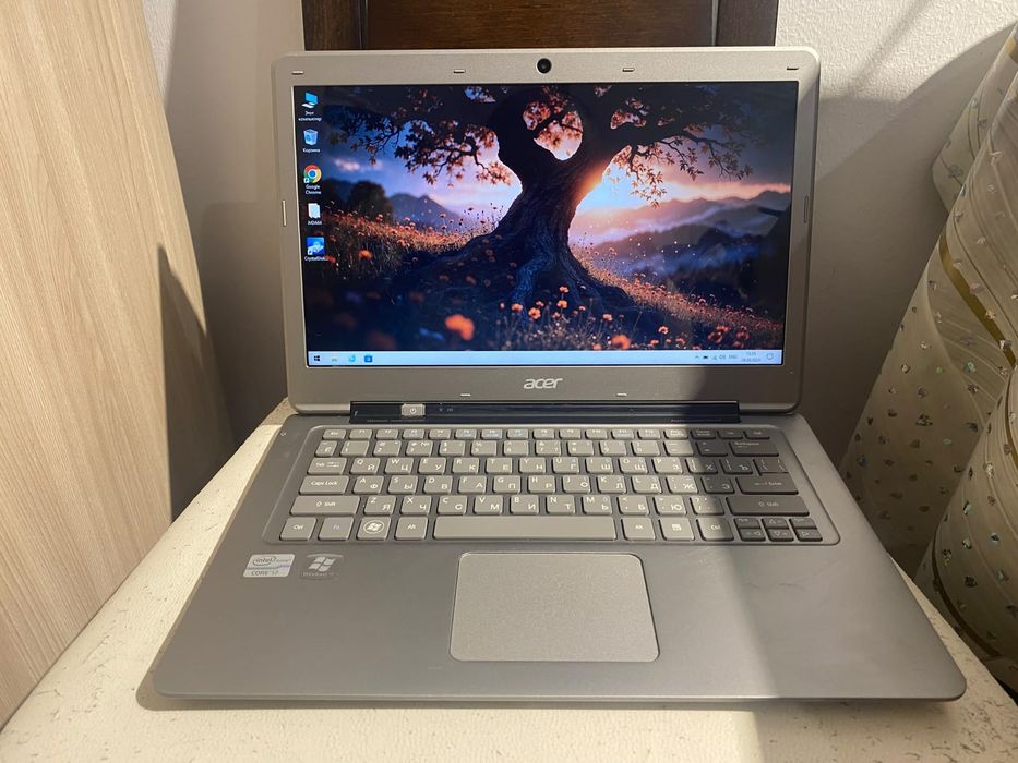 Алюминиевый ультрабук Acer intel core i7/SSD 256
