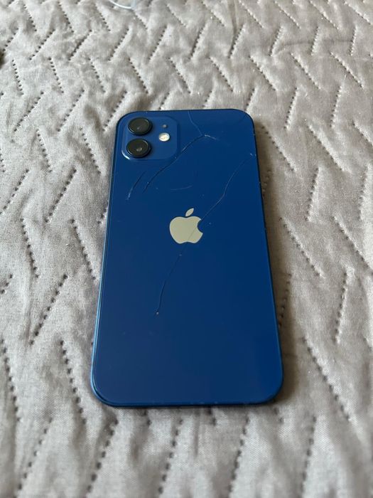 Vând Iphone 12 64gb