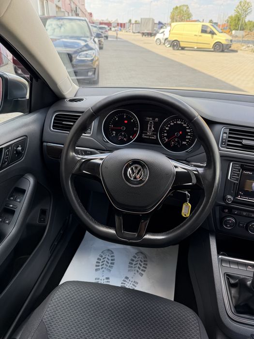 VW Jetta 2.0 diesel Bluemotion-consum redus 4%-incalzire scaune-