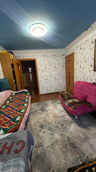 Продается 4х- комн.кв на 8 микрорайоне