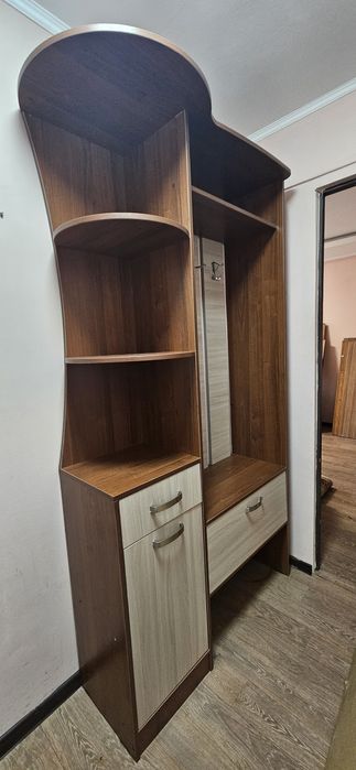 Продам прихожую бу