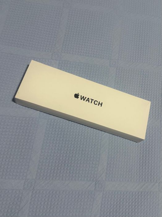Чисто Нов Apple SE 2 часовник 44 мм