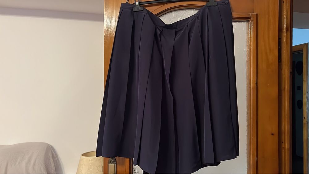 Fusta eleganta de dama marimea 48