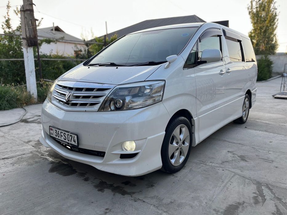 Тойота алфард.