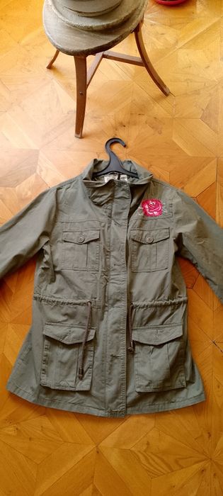 Ветровка милитари.