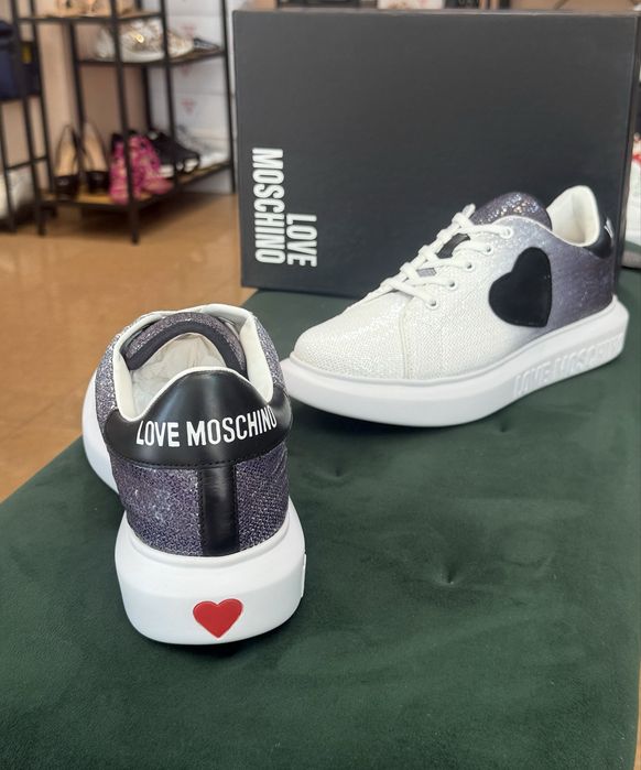 Дамски сникърси Love Moschino JA15244 / 26.5 см.