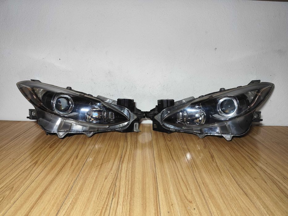 Фары 2шт Галоген Mazda 3 BM 13-18г Оригинал Мазда передние ВМ