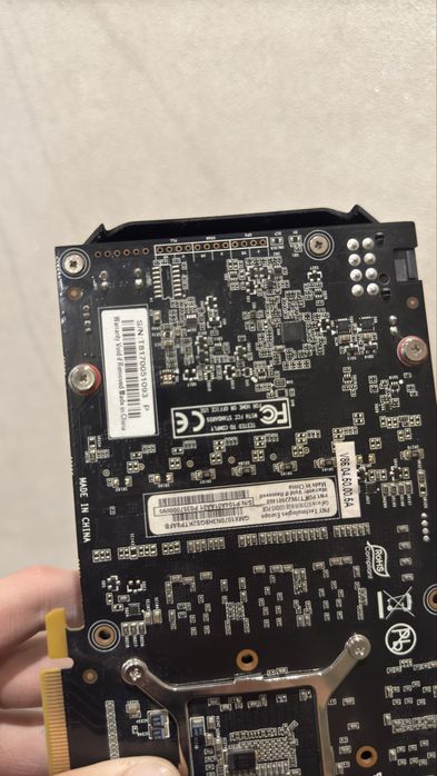 Продам видеокарту GTX1070