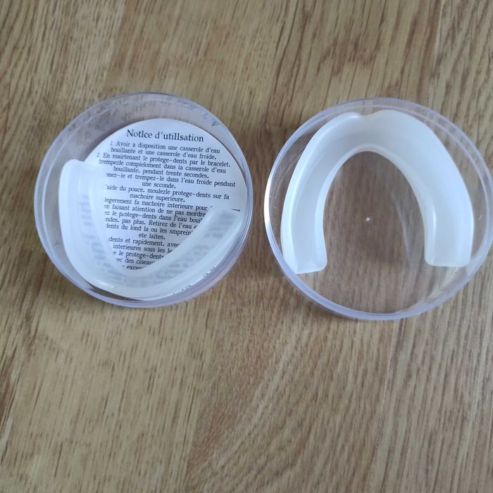 Kimono și centuri karate, judo, arte martiale, souryoukan, nunceaguri