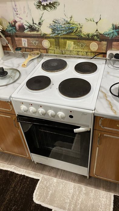 Продам кухоную плиту