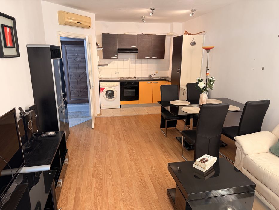 Продава се Двустаен апартамент в Каварна - 63 кв.м за 470 €/кв.м - Снимка #2