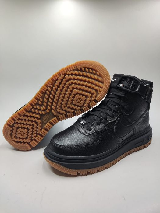 Nike Air Force 1 High Utility 2.0 Black
..
Mărimi disponibile:
38 (24