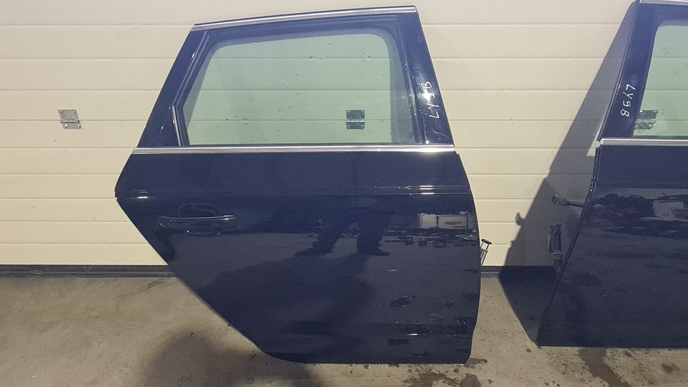 Usa dreapta spate audi a4 b9 break an 2018 negru cod culoare LY9B