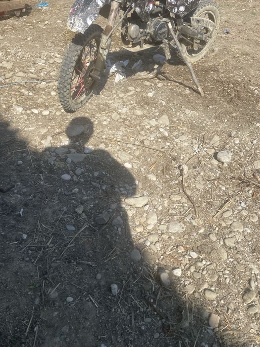 Cros 125cc mai multe detali privat ,defect
