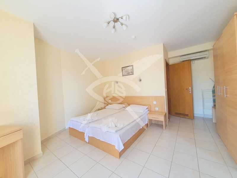 Продава се Тристаен апартамент в к.к. Слънчев бряг - 100 кв.м за 1400 €/кв.м - Снимка #1