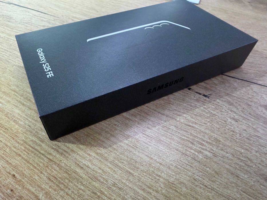 SAMSUNG Galaxy S25 FE, 128GB, 8GB RAM, Jetblack | Buy-Back |