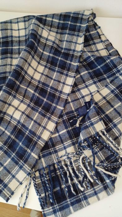 Шал Gant 100% вълна