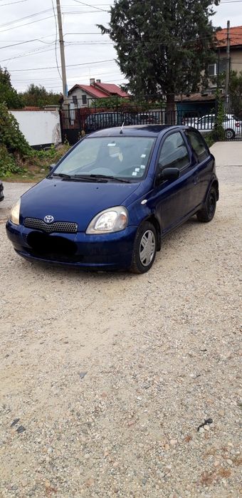 Toyota Yaris 1.0 VVTI 2002 г само на части