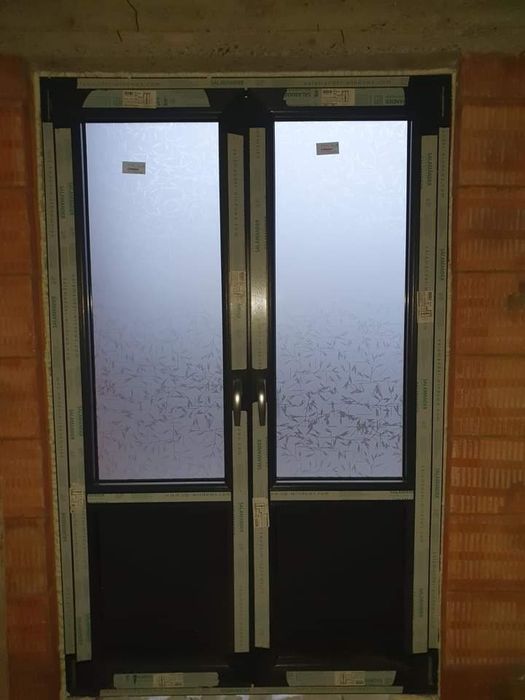 Montaj pt usi metalice și uși de interior, termopane