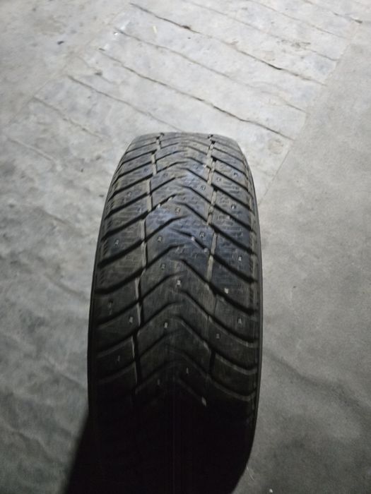 Продам зимние шины