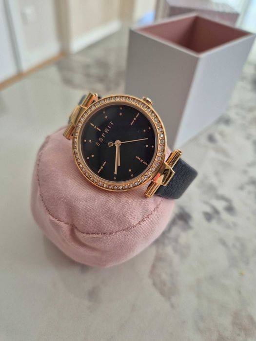 Чисто нов дамски часовник Esprit (за смяна на батерия)