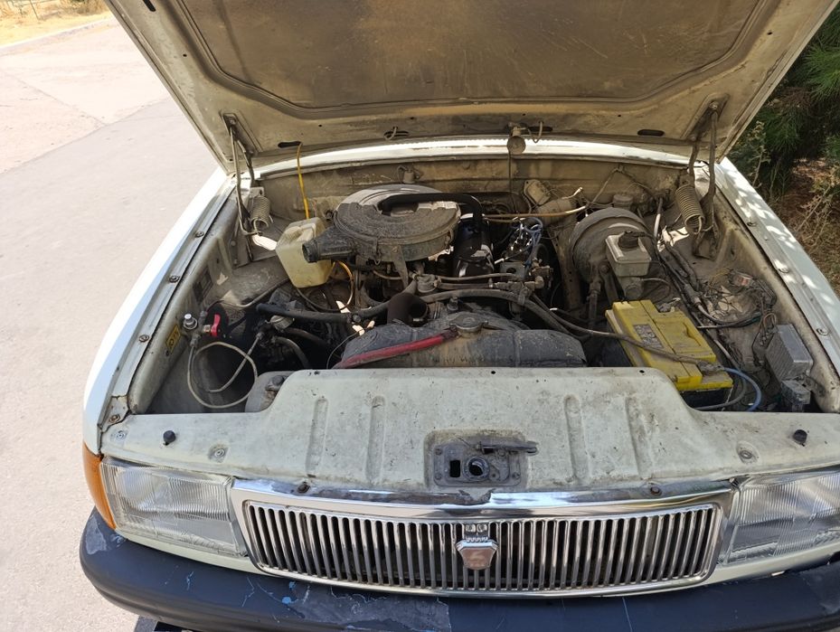 Moshina sotiladi volga 31029