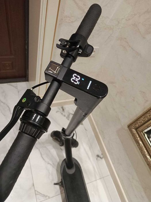 Электросамокат Еlektro-Scooter