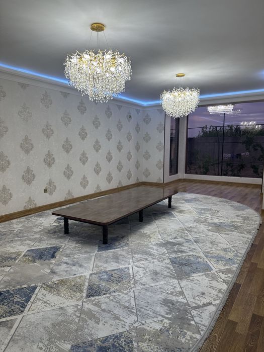 Zamonaviy Hovli sotiladi