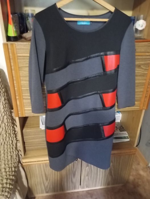 Платья в отличном состоянии