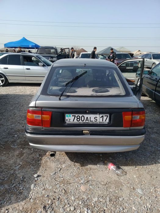 Opel Vectra 1992